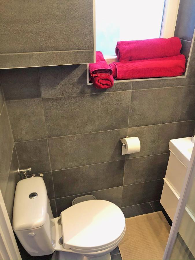 Modern Comfort In Historical Budapest Esterno foto